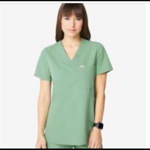 Figs Catarina scrub top